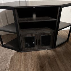 Corner TV Stand 