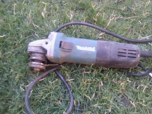 Makita Angle Grinder