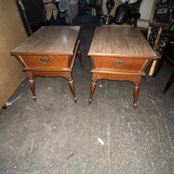 Side Tables 