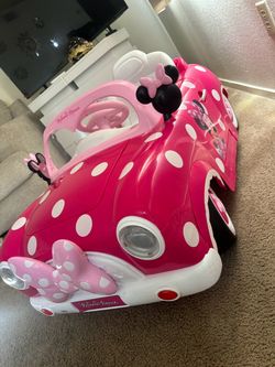 Electric mini mouse car