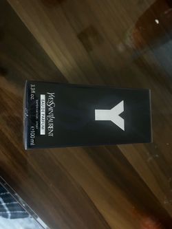 YvesSaintLaurent