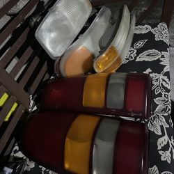 GMC 01 headlight set