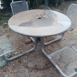 METAL OUT DOOR BARBQ TABLE