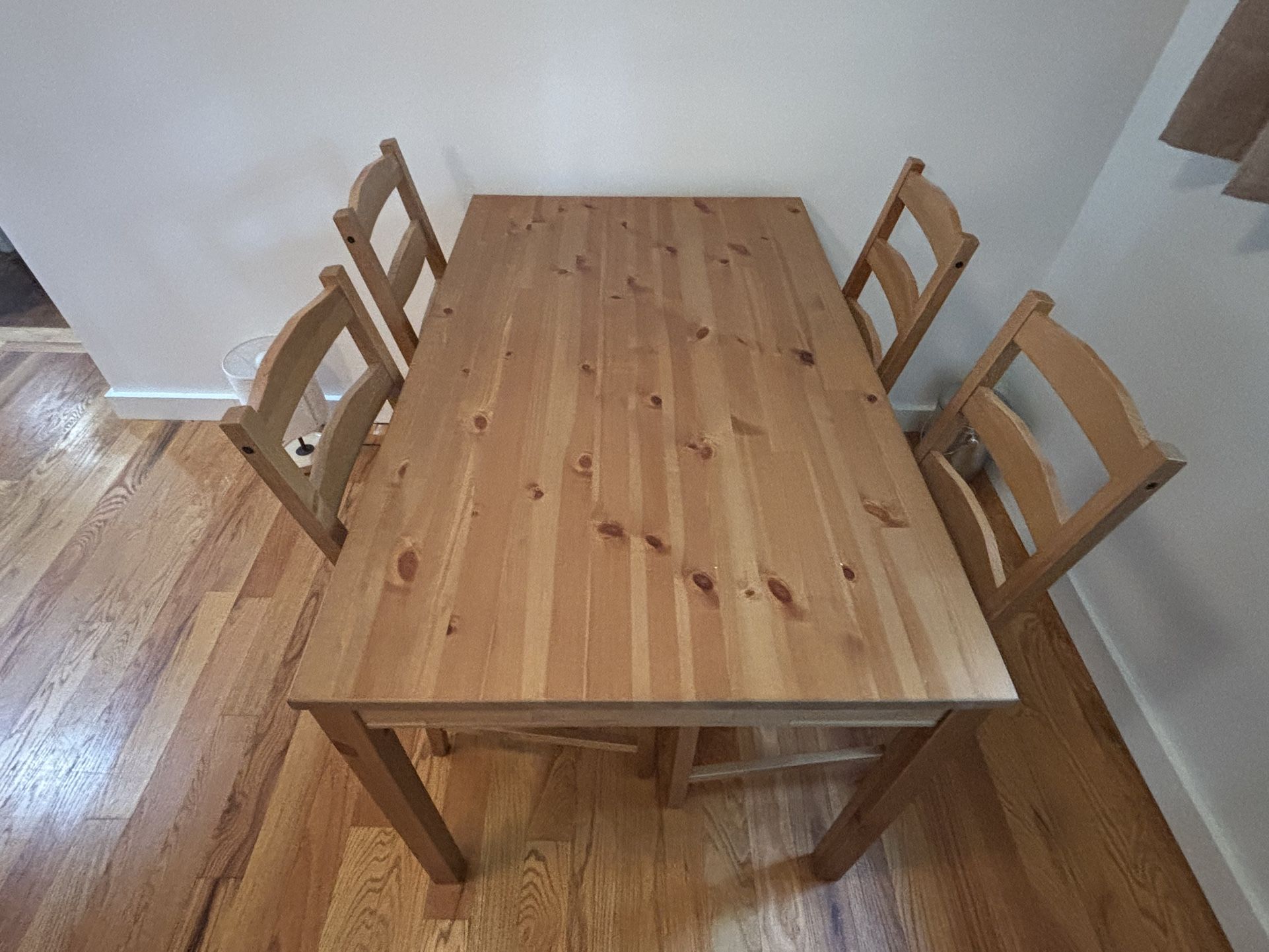 Wooden Table And 4 Chairs 
