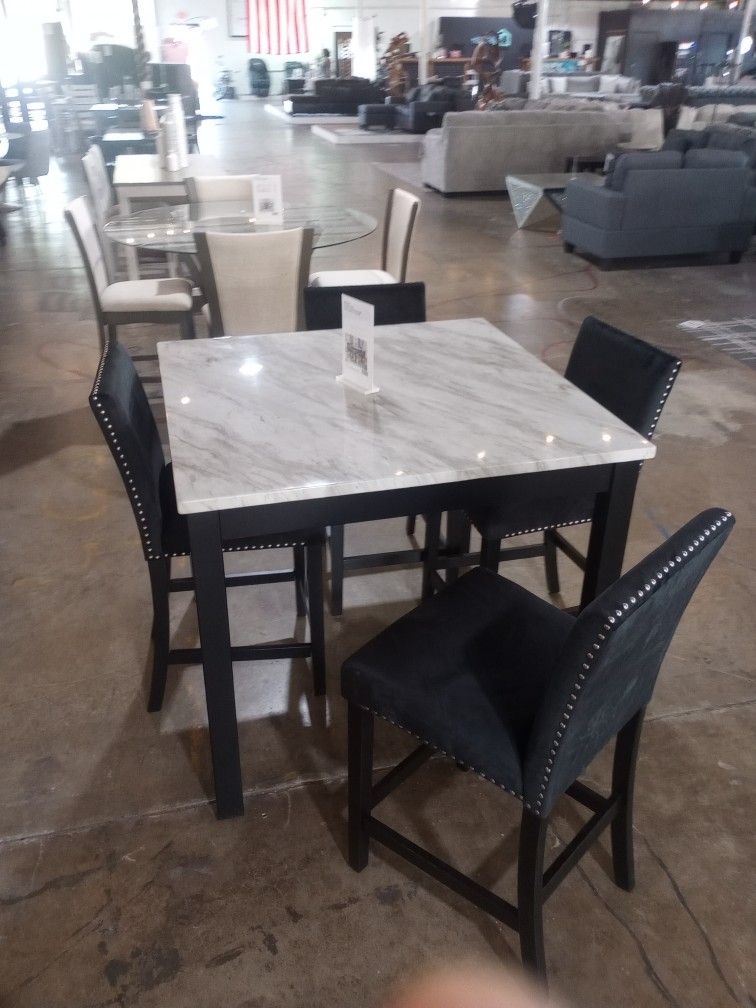 5 PC COUNTER HEIGHT SET ( ASK FOR JOSE ) SE HABLA ESPAÑOL 📱