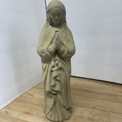 Virgin Mary Yard Statue
