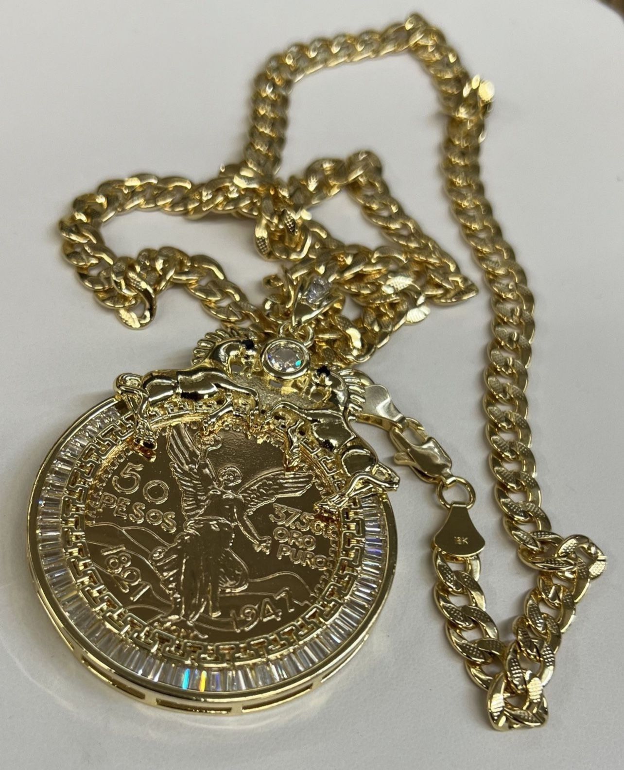 Amazing simulated lab Baguette diamond stones st Michael pendant and 14k gold gold filled cuban necklace ‼️
