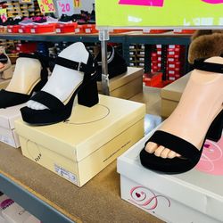 Beautiful Woman Shoes $20 Soda Brand 
