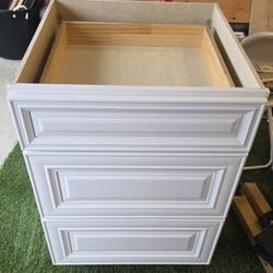 Cabinet With Roll Outs 