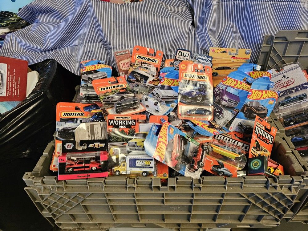 Hot Wheel Matchbox Cars