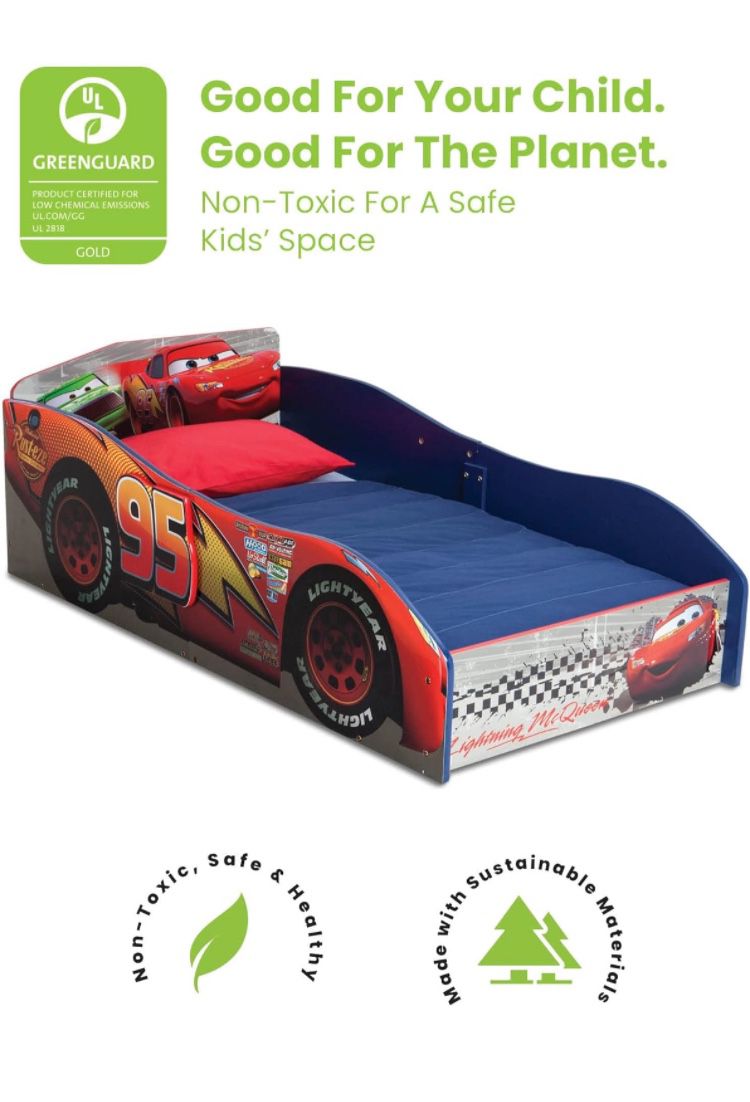 Delta Children Wood Toddler Bed - Greenguard Gold Certified, Disney/Pixar Cars Disney/Pixar Cars Toddler Bed