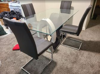 New in boxes glass 5pc dining table set special
