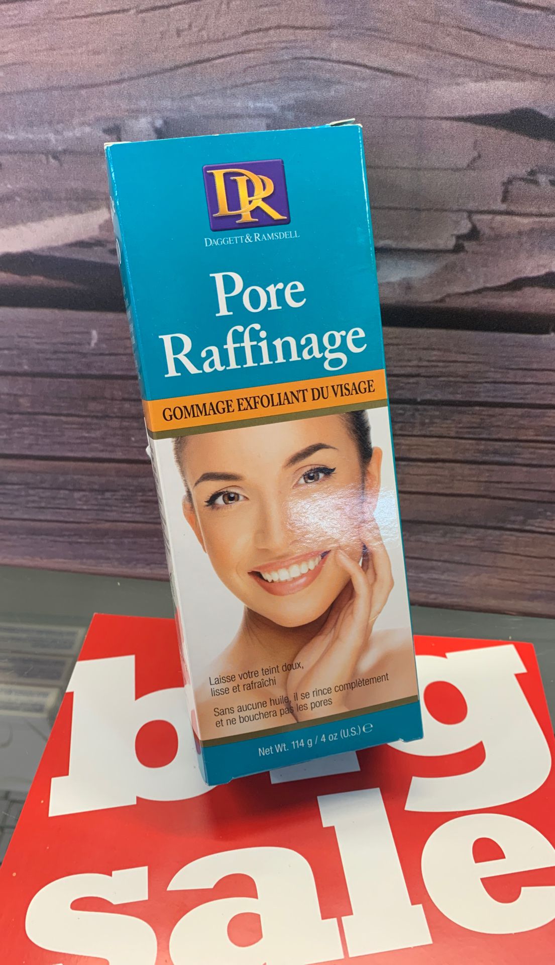DR pore raffinage exfoliating facial scrub 114g