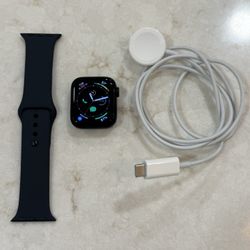 Apple Watch SE 3rd Gen 40mm GPS Midnight Aluminum Like New