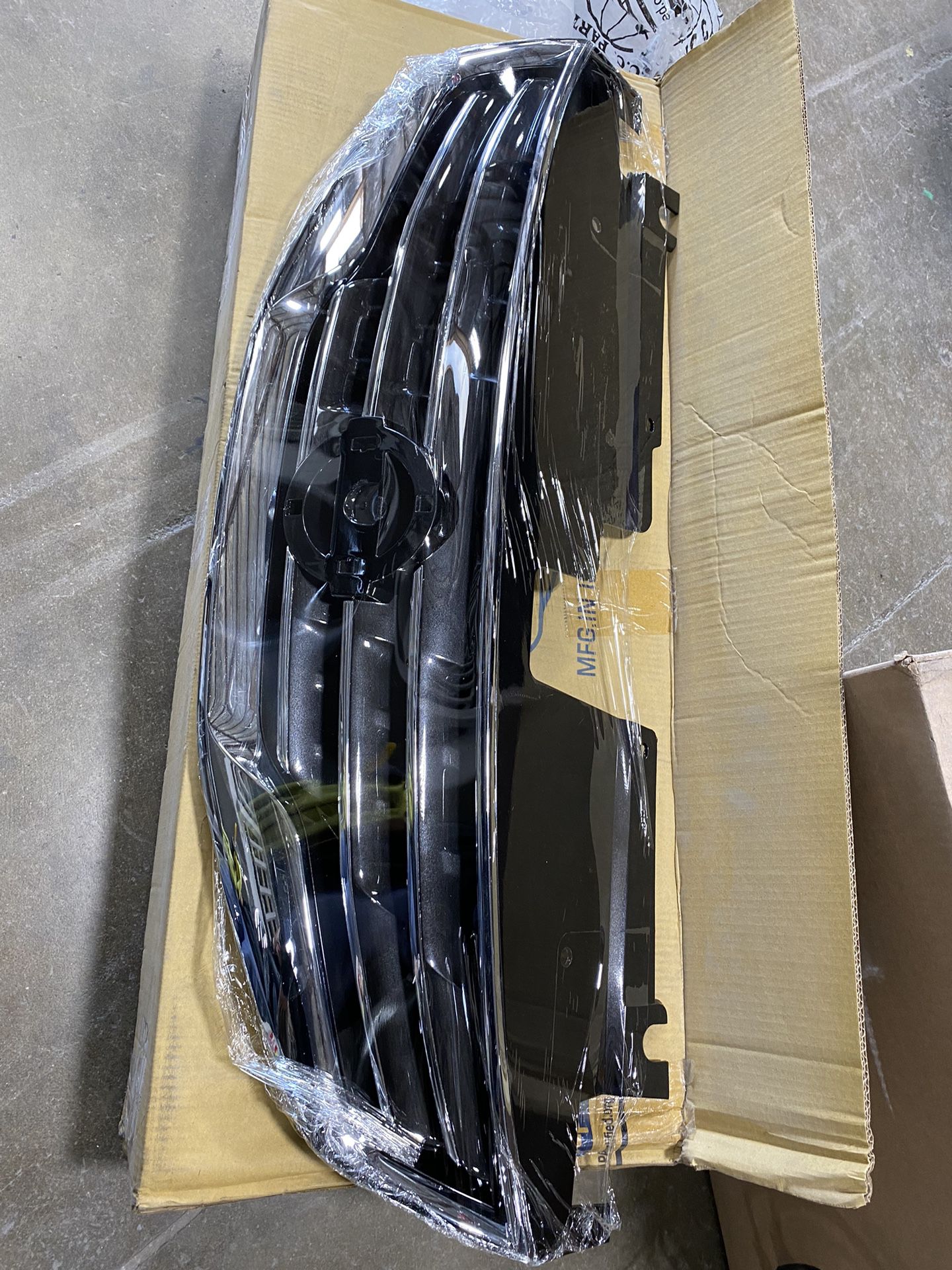 GRILLE FOR 10-12 NISSAN ALTIMA