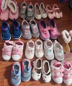 Toddler shoes size 4-5