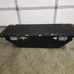 Truck Bed Tool Box 