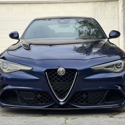 2017 Alfa Romeo Giulia Quadrifoglio
