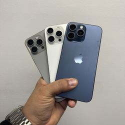 Apple iPhone 15 Pro max 256GB Unlocked / Liberado 