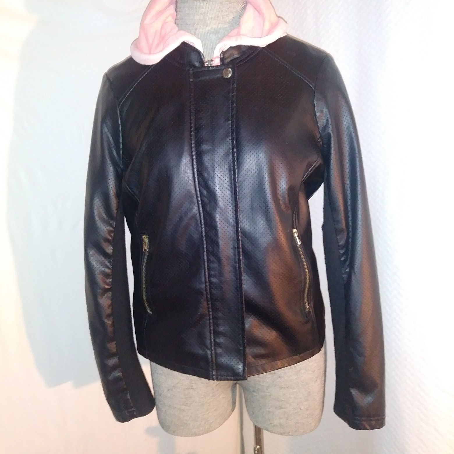 Therapy faux leather jacket Size (S)