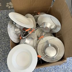 6” lED Retrofit Can Light Bulb 