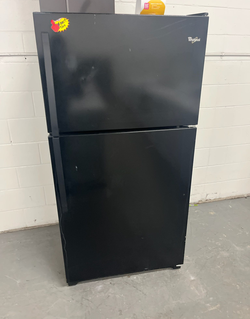 Whirlpool Top Freezer Fridge – Black, clean look, tested