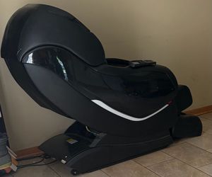 Ootori RL-900 Deluxe Full-Body Massage Chair