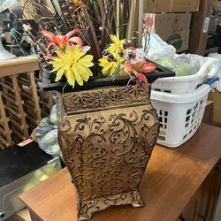 FLOOR METAL GOLDEN VASE W/ ARTF. FLOWERS