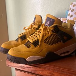 jordan 4 yellow lightning