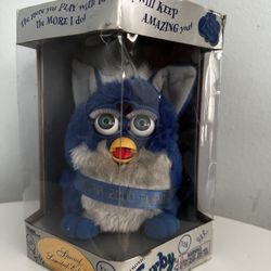 F5 Vintage Furby – Year 2000 (Y2K) Special Limited Edition #70-894 – Blue Eyes – NEW Sealed