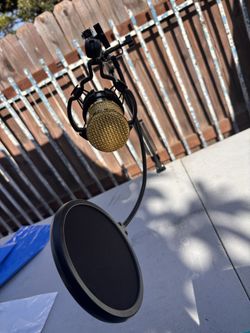 Gaming pc microphone streaming