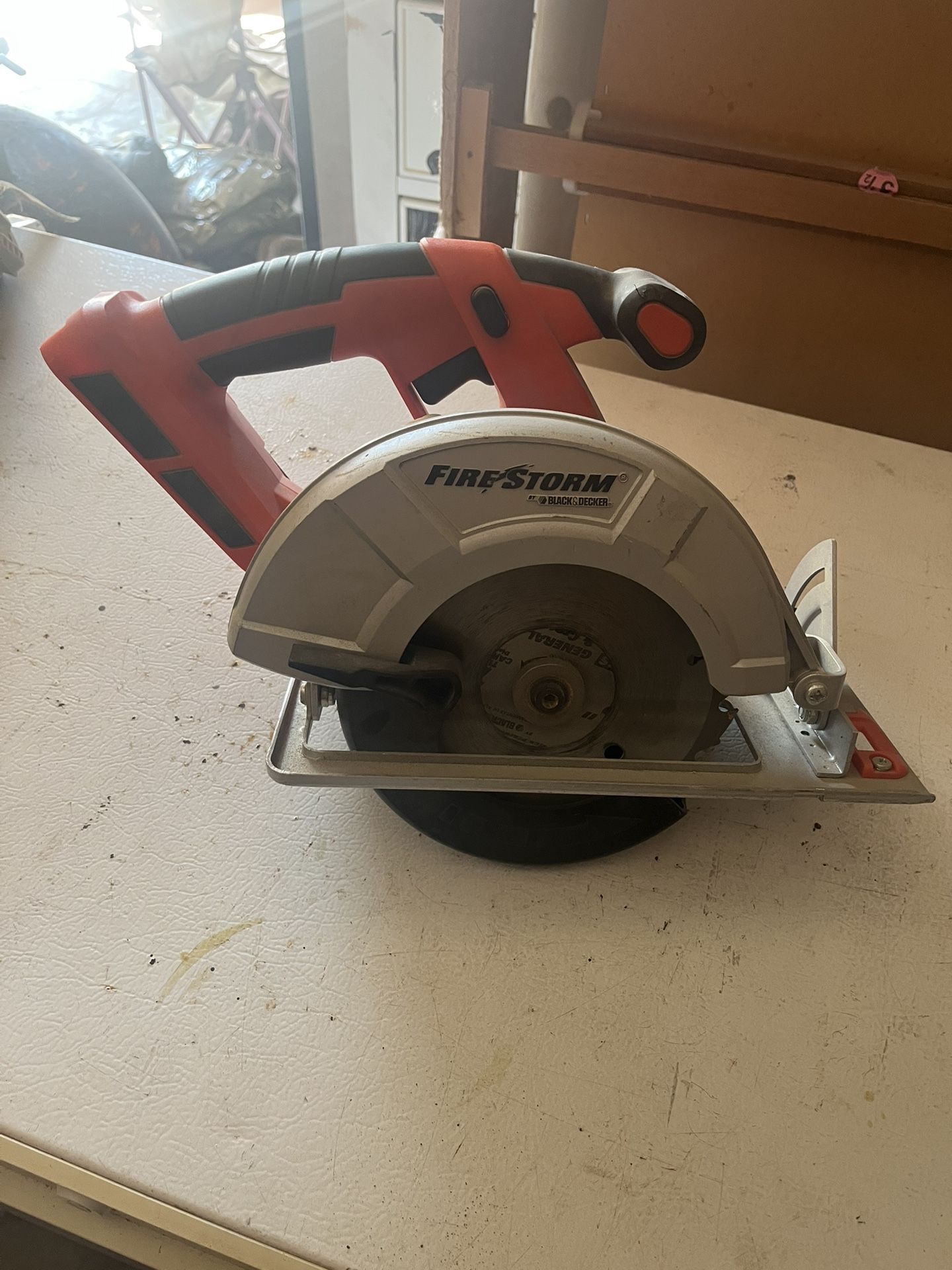 Black And Decker Fire Storm Circular Saw