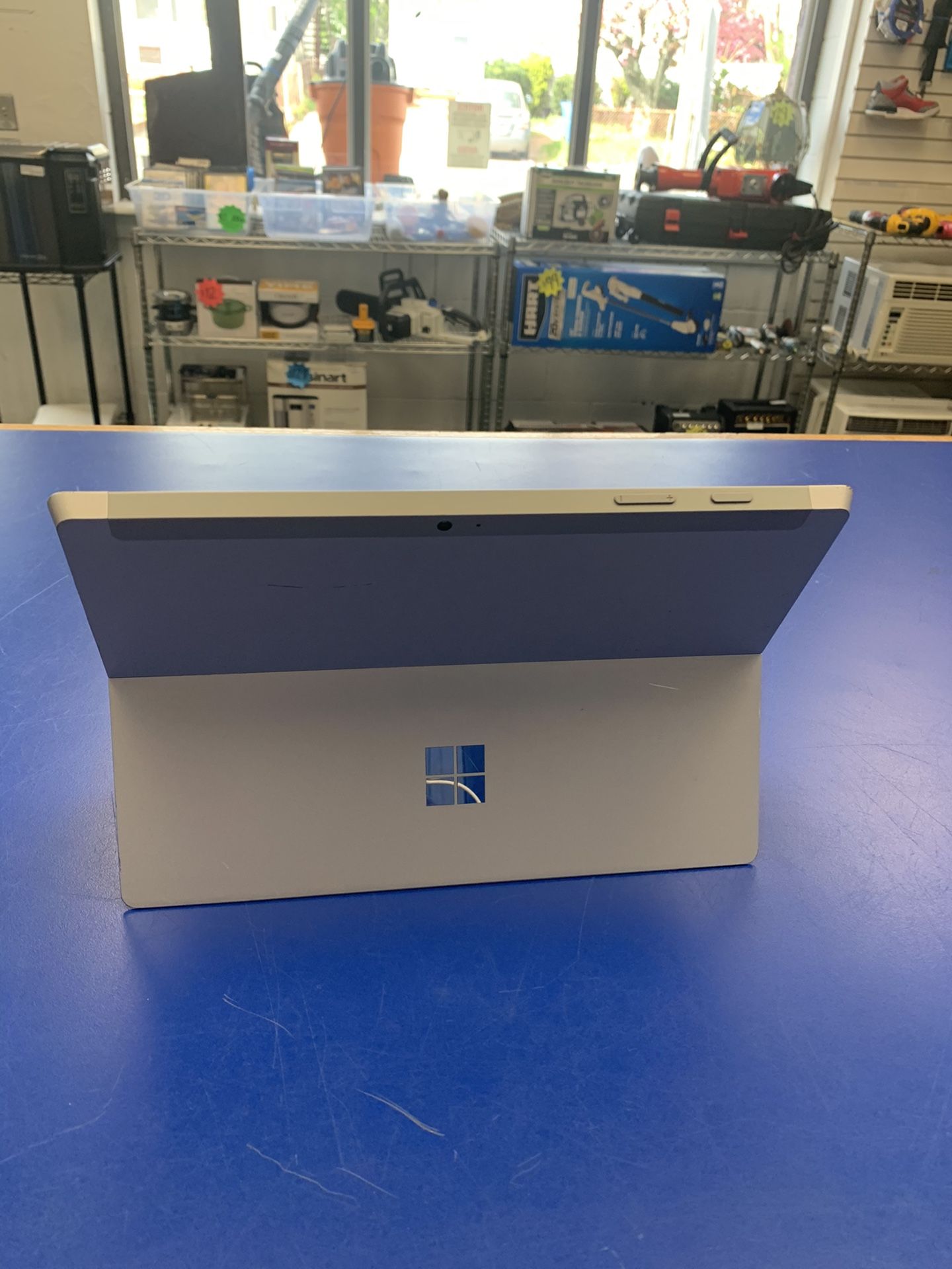 Microsoft Surface 3 .