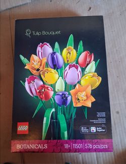 Lego Botanicals "Tulip Bouquet"