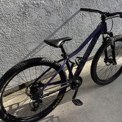 Trek Marlin 5 Purple Color 27.5 inch tires