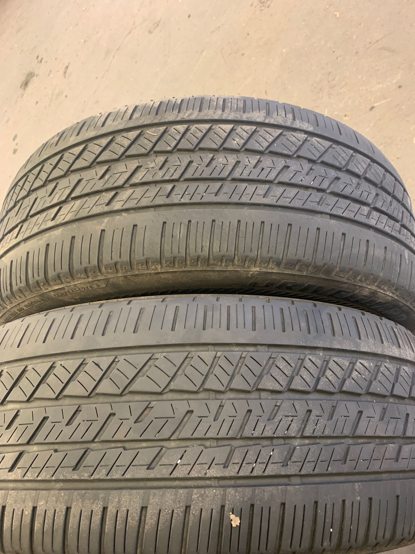 2.RUN FLAT P235/55R18.$120