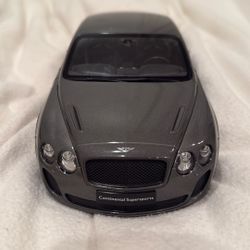 Old Bentley mini car 