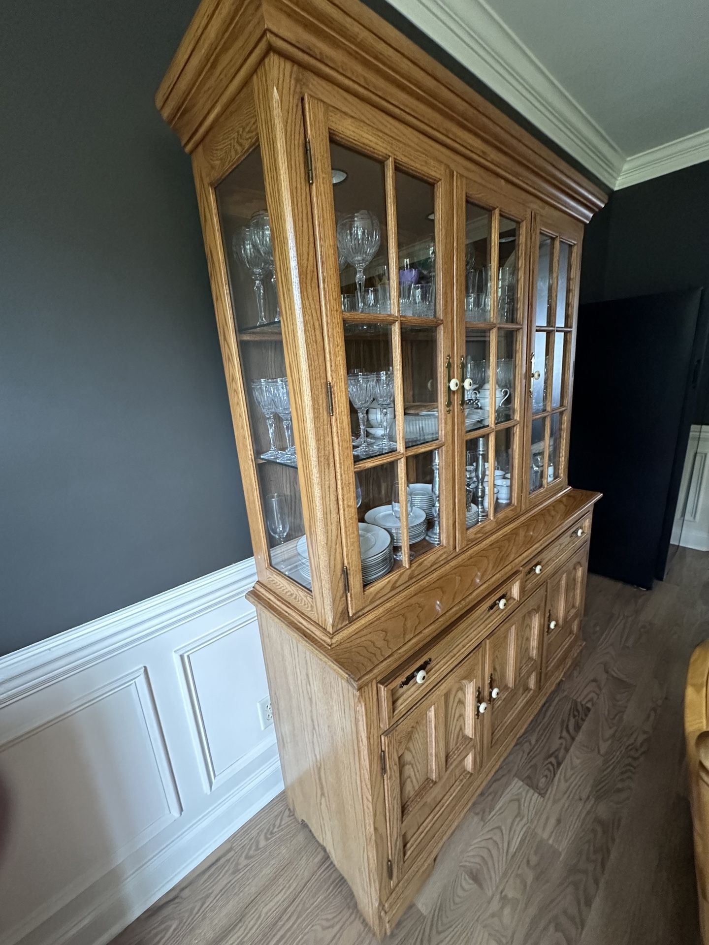 China cabinet