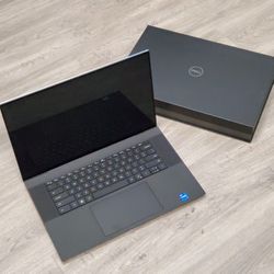 Dell XPS 17" 9710 4K Touch Screen Laptop (i7-11800H / 32GB RAM / 1TB SSD / NVIDIA GeForce RTX 3050)- Buy it in full or $1 Down Today Only
