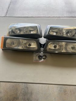 2003-2006 Silverado Headlights