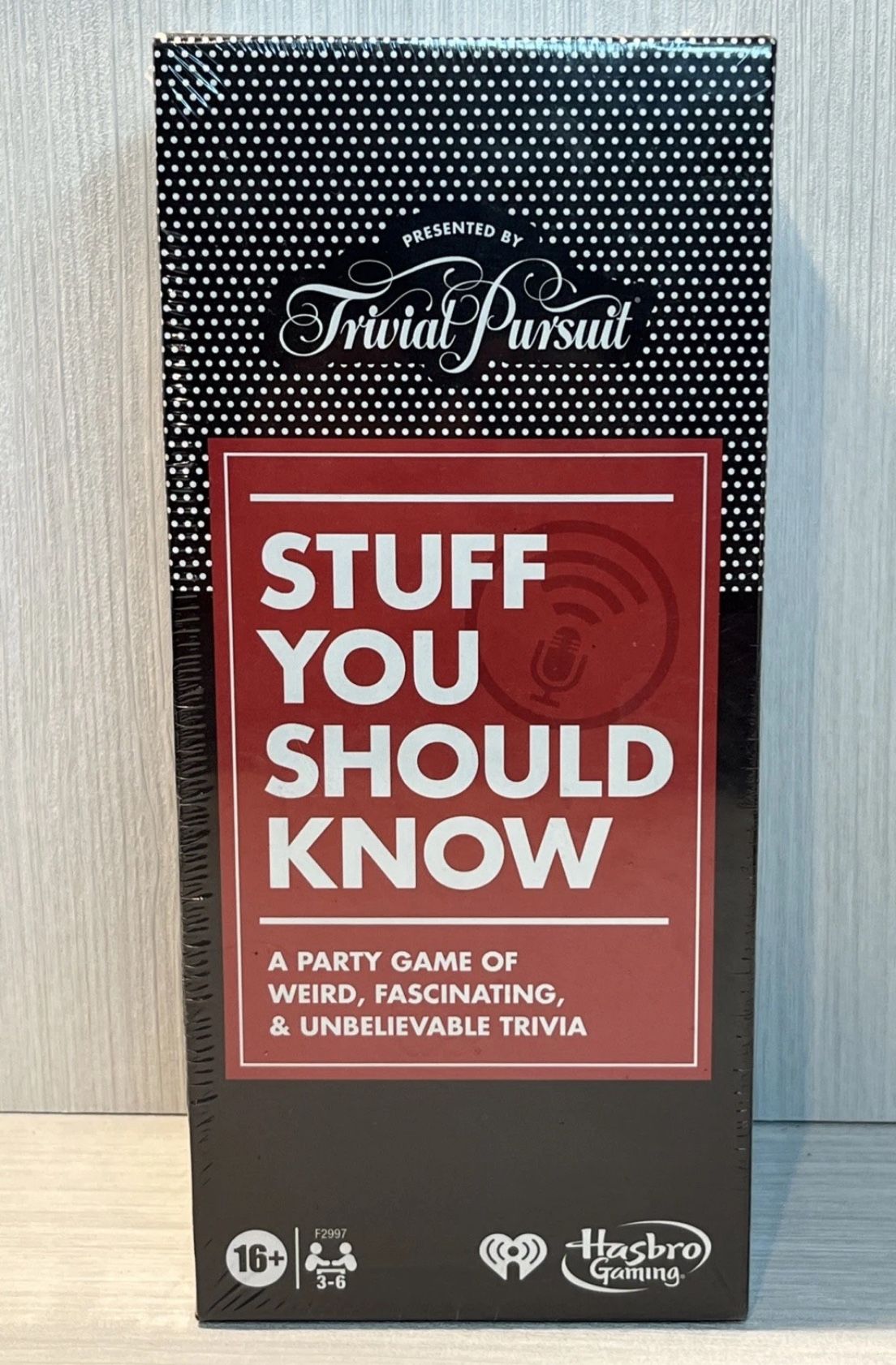 Trivial Pursuit Stuff You Should Know Party Game Ages 16+ 2021 Hasbro NEW SEALED
