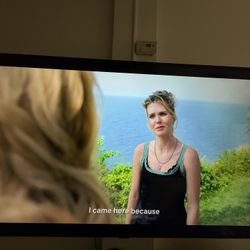 56 in Samsung TV with Wall Mount