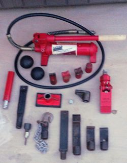 Banner 4 Ton Porto-Power Hydraulic Hand Pump  Model B65116