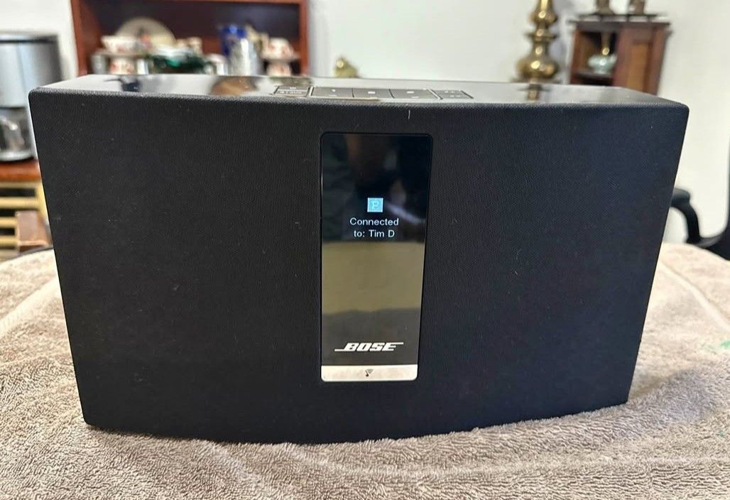Bose SoundTouch 20 Wireless Bluetooth Smart Speaker (Black)