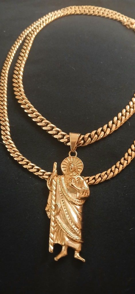 14k Gold Chain Set With Pendant