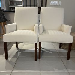 Dining Chairs 6 beautiful Ethan Allen chairs
