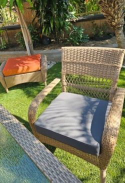 Patio Set/Outdoor Dining Set/Outdoor Furniture/Cash Only 