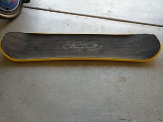 Snow skateboard