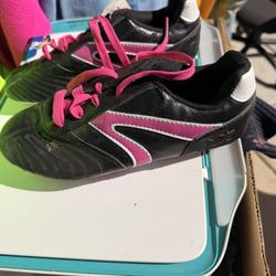 Kids soccer shoes
