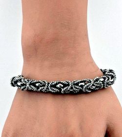 THICK STERLING SILVER VINTAGE BRACELET 8MM- 7.5" LONG IN NORWALK